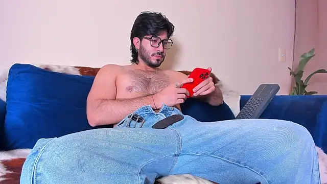 Snapshot of Ackerman_Eren_ chatting on 01-24-25, 06:04 Ackerman Eren  online show from 01-24-25, 06:04