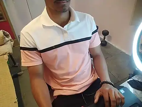 Snapshot of vicky0805 chatting on 10-04-25, 08:23 vicky0805 online show from 10-04-25, 08:23