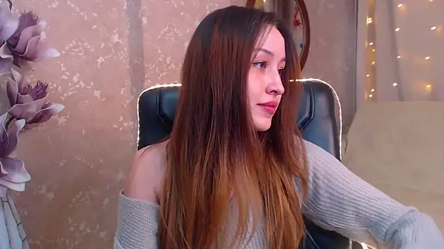 Snapshot of Ann__Cute chatting on 12-27-24, 02:54 Ann Cute online show from 12-27-24, 02:54