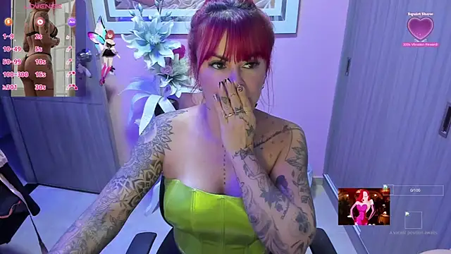 Snapshot of KAROL_MILF chatting on 10-15-25, 12:55 KAROL MILF online show from 10-15-25, 12:55