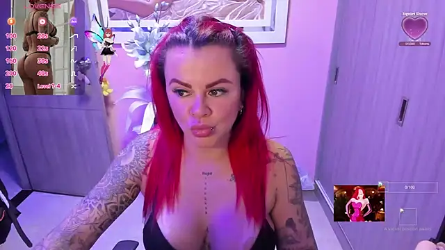 Snapshot of KAROL_MILF chatting on 10-24-25, 12:19 KAROL MILF online show from 10-24-25, 12:19