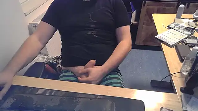 Currycake online show from 01-28-25, 10:34