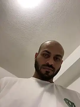 islandvybee55 online show from 12-14-24, 12:55