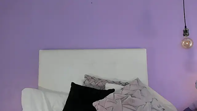 Snapshot of Charlotte11-11 chatting on 09-20-25, 03:24 Charlotte11-11 online show from 09-20-25, 03:24