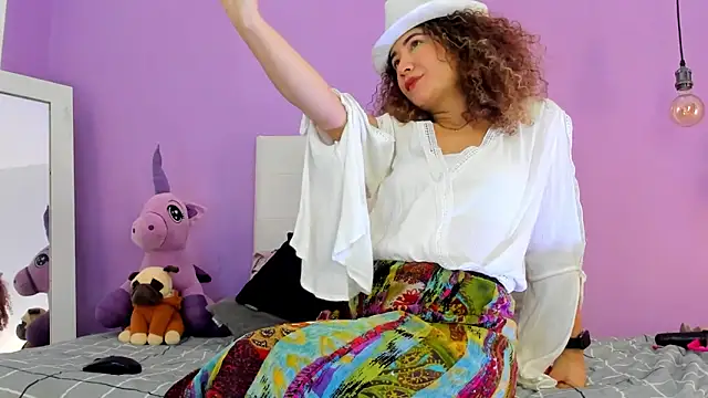 Snapshot of Charlotte11-11 chatting on 10-18-25, 02:51 Charlotte11-11 online show from 10-18-25, 02:51