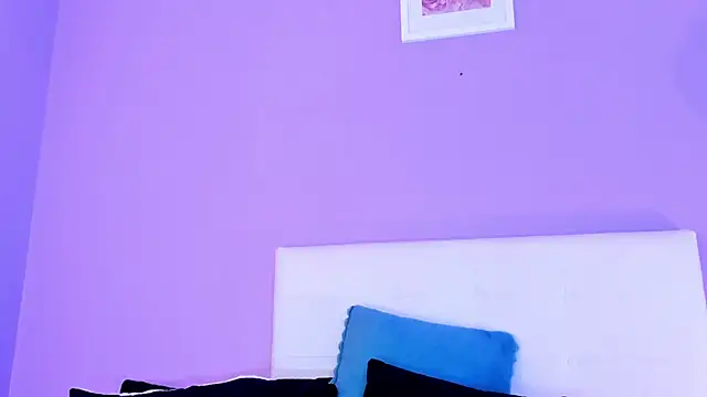 Snapshot of Charlotte11-11 chatting on 11-21-25, 02:27 Charlotte11-11 online show from 11-21-25, 02:27