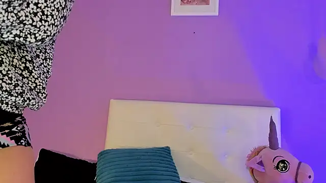 Snapshot of Charlotte11-11 chatting on 11-24-25, 03:12 Charlotte11-11 online show from 11-24-25, 03:12