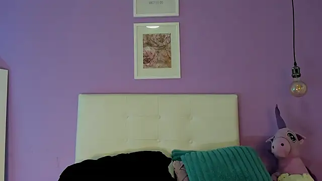 Snapshot of Charlotte11-11 chatting on 02-24-26, 02:15 Charlotte11-11 online show from 02-24-26, 02:15