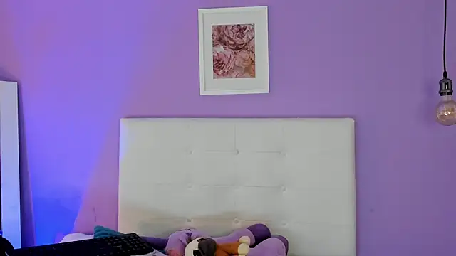 Snapshot of Charlotte11-11 chatting on 02-26-26, 02:49 Charlotte11-11 online show from 02-26-26, 02:49