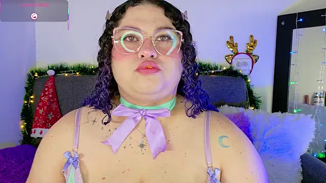 Snapshot of lunitaa0 chatting on 12-04-25, 03:05 lunitaa0 online show from 12-04-25, 03:05