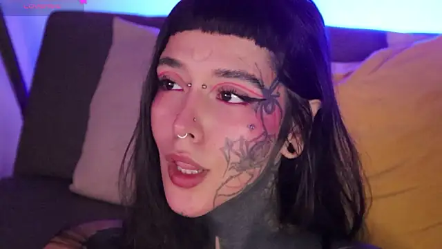 Snapshot of FairyFlexxxx chatting on 02-25-26, 11:47 FairyFlexxxx online show from 02-25-26, 11:47