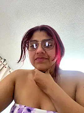 Snapshot of Aprilsmith2 chatting on 12-05-24, 02:42 Aprilsmith2 online show from 12-05-24, 02:42