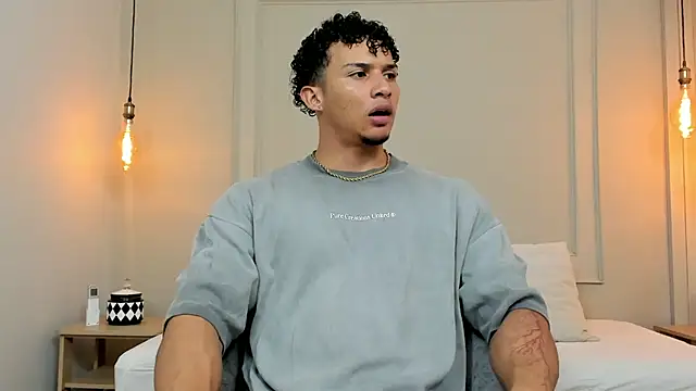 Dominick star online show from 02-02-25, 03:21