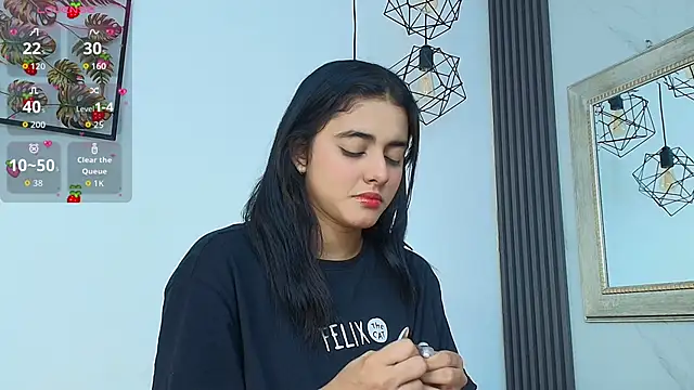 natalia aguirre1 online show from 09-12-25, 12:27