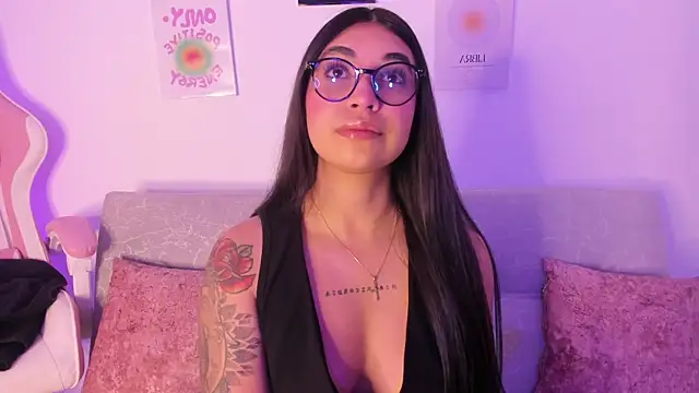 Snapshot of sensualhaven_ chatting on 01-07-25, 11:35 sensualhaven  online show from 01-07-25, 11:35