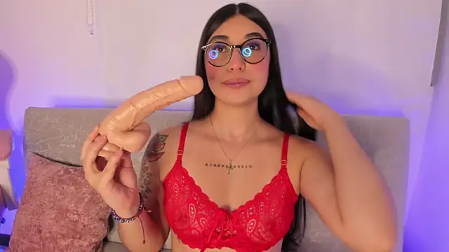 Snapshot of sensualhaven_ chatting on 02-01-25, 11:27 sensualhaven  online show from 02-01-25, 11:27