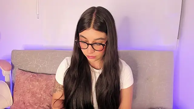 Snapshot of sensualhaven_ chatting on 03-11-25, 11:48 sensualhaven  online show from 03-11-25, 11:48