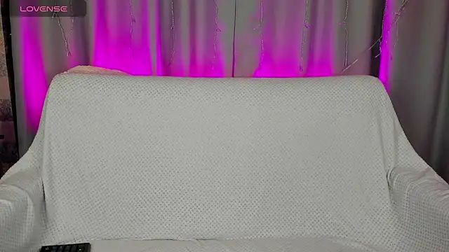 Lesi Moonie01 online show from 03-11-25, 12:50