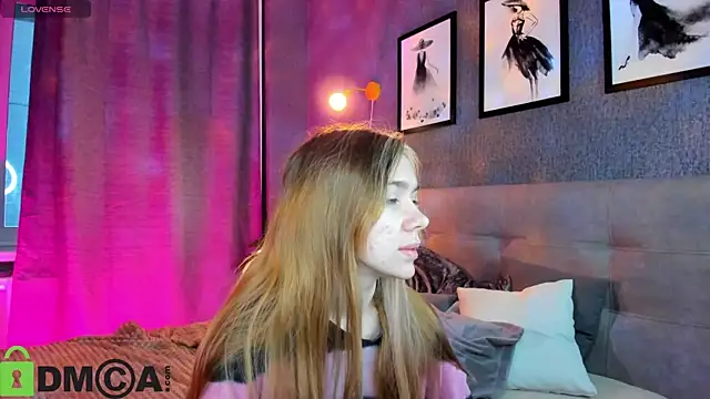 Lesi Moonie01 online show from 10-12-25, 01:04