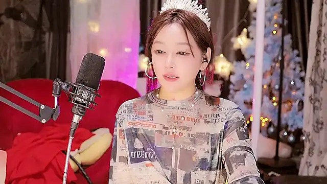 Snapshot of Missy_Nana21 chatting on 12-07-24, 07:10 Missy Nana21 online show from 12-07-24, 07:10