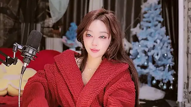 Snapshot of Missy_Nana21 chatting on 12-13-24, 07:10 Missy Nana21 online show from 12-13-24, 07:10