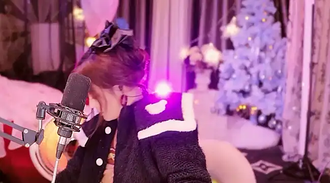 Snapshot of Missy_Nana21 chatting on 01-01-25, 04:39 Missy Nana21 online show from 01-01-25, 04:39