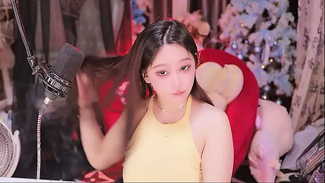 Missy Nana21 online show from 12-21-25, 04:25