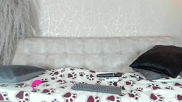 EmmaRossem online show from 12-19-24, 10:53