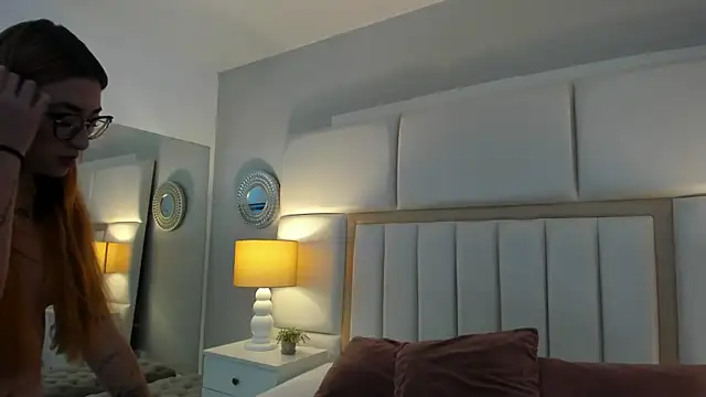 AmbarSantany online show from 01-21-25, 08:11