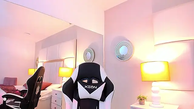 AmbarSantany online show from 02-03-25, 11:58