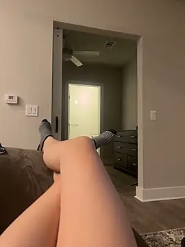 Snapshot of Kinkbitch25 chatting on 01-08-25, 07:13 Kinkbitch25 online show from 01-08-25, 07:13