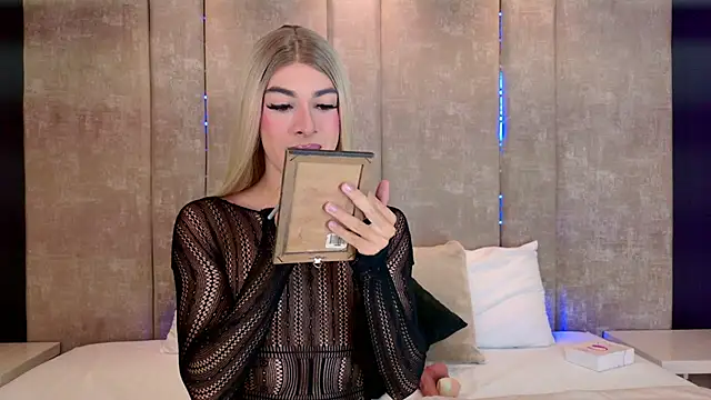 MaxiRogers online show from 11-17-25, 11:49