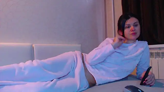 LeggyLover90 online show from 12-02-25, 10:53