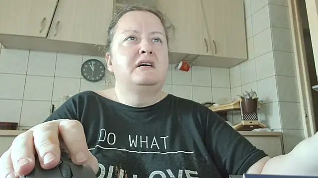 Snapshot of melissaBlessing chatting on 03-23-25, 06:58 melissaBlessing online show from 03-23-25, 06:58