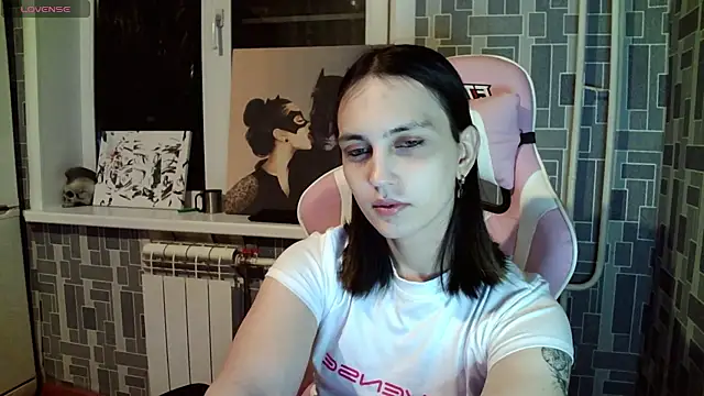 Snapshot of BlackHe4rts_ chatting on 12-09-24, 05:19 BlackHe4rts  online show from 12-09-24, 05:19