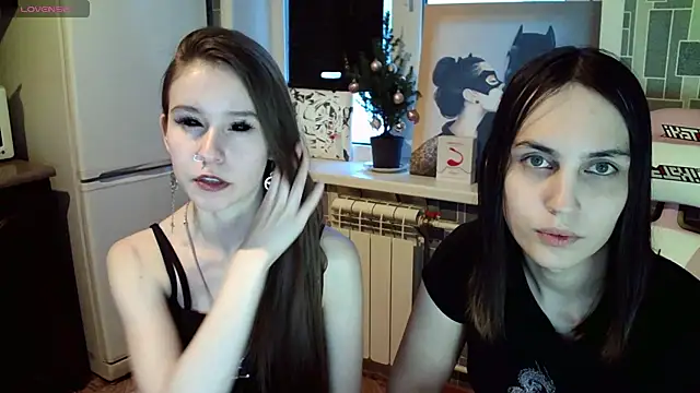 Snapshot of BlackHe4rts_ chatting on 01-10-25, 02:46 BlackHe4rts  online show from 01-10-25, 02:46