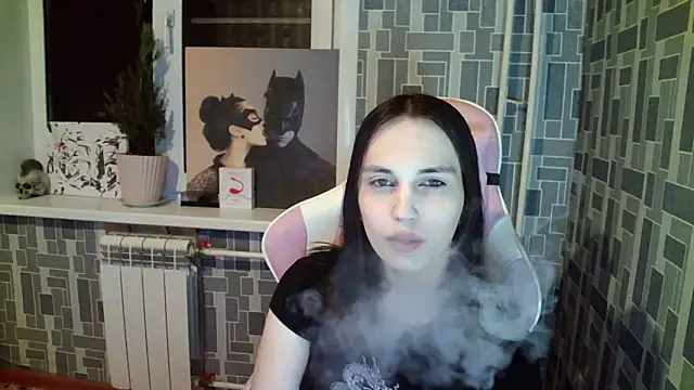 Snapshot of BlackHe4rts_ chatting on 03-19-25, 10:31 BlackHe4rts  online show from 03-19-25, 10:31