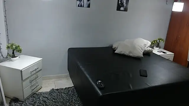 Kimandyuk online show from 12-13-24, 07:32