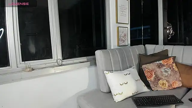 Megan Lim online show from 03-11-25, 10:29