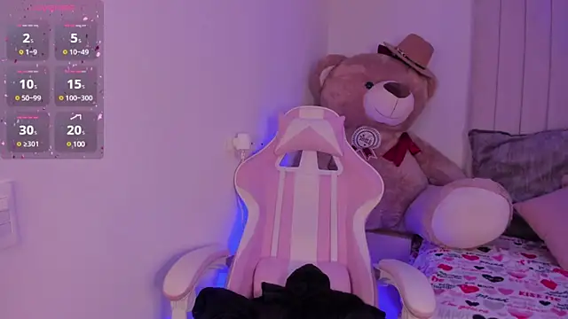 Emilyymilleer  online show from 03-12-25, 04:46