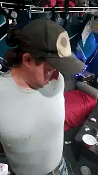 Boo-boo kittyfux online show from 11-22-25, 06:18