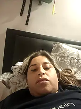 Snapshot of yajahil chatting on 12-14-24, 05:29 yajahil online show from 12-14-24, 05:29