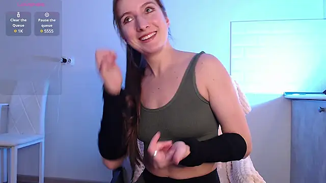 Eva Hailey  online show from 03-04-25, 06:47