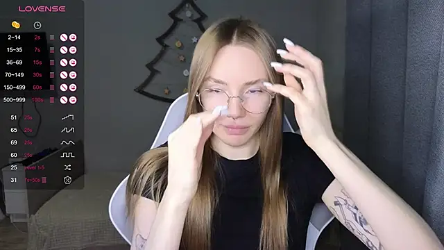 littlevildevil online show from 01-09-26, 09:56