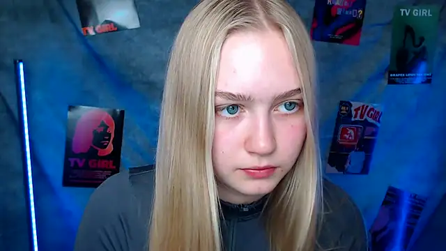 MademoiselleCl online show from 10-03-25, 12:35