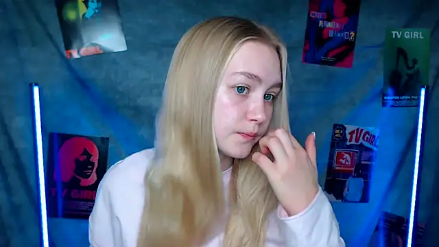 MademoiselleCl online show from 10-25-25, 06:10