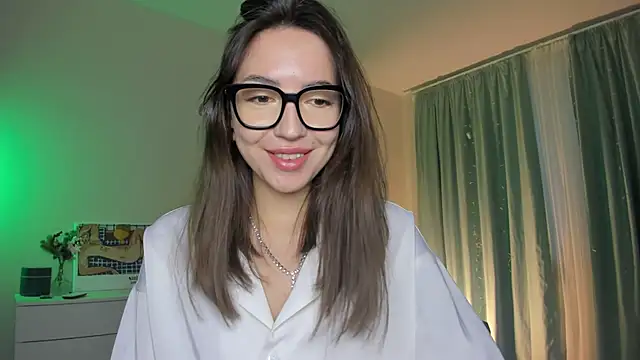 Oh My Dianee online show from 12-16-24, 09:57