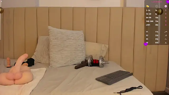 Ninna monroe  online show from 03-10-25, 10:37