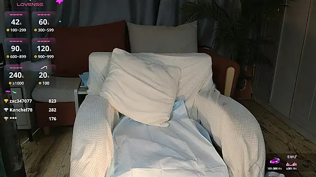 Snapshot of Youth3_ chatting on 01-09-25, 03:23 Youth3  online show from 01-09-25, 03:23