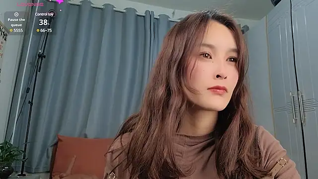 Snapshot of Youth3_ chatting on 01-31-25, 01:02 Youth3  online show from 01-31-25, 01:02